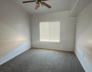 1920 E Bell Road - Photo Thumbnail 19