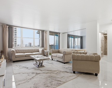 2101 S Ocean Drive - Photo Thumbnail 7