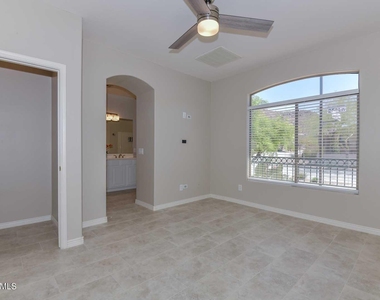 34718 N 25th Lane - Photo Thumbnail 13