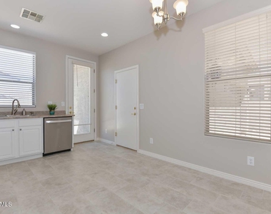 34718 N 25th Lane - Photo Thumbnail 9