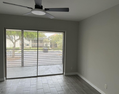 2810 Riverside Drive - Photo Thumbnail 7