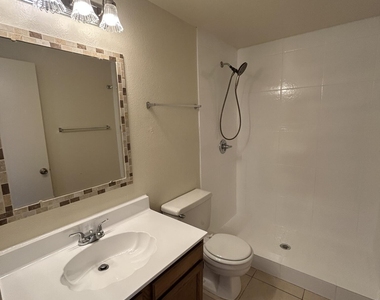 1762 W Colt Road - Photo Thumbnail 24