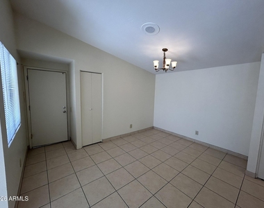 1762 W Colt Road - Photo Thumbnail 7