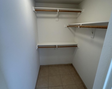 1762 W Colt Road - Photo Thumbnail 17