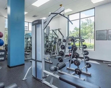 100 Bayview Drive - Photo Thumbnail 8