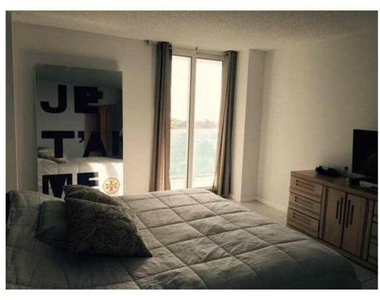 100 Bayview Drive - Photo Thumbnail 9