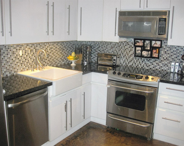 100 Bayview Drive - Photo Thumbnail 4