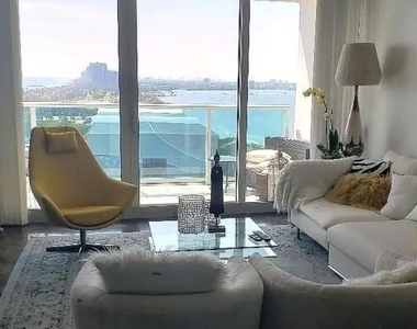 100 Bayview Drive - Photo Thumbnail 7
