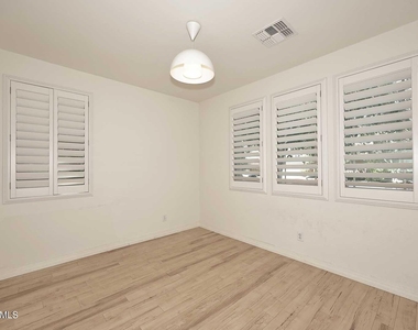 3841 E Palo Verde Street - Photo Thumbnail 14