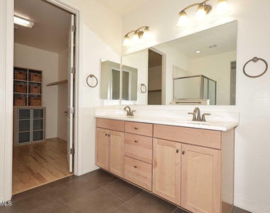 3841 E Palo Verde Street - Photo Thumbnail 22