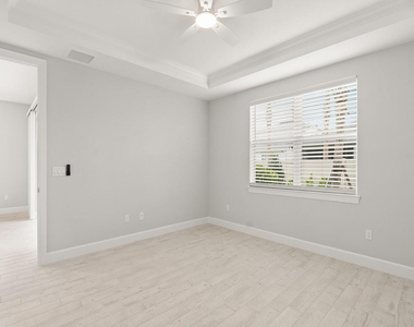 4501 Nautilus Circle - Photo Thumbnail 17