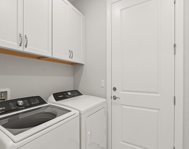 4501 Nautilus Circle - Photo Thumbnail 6