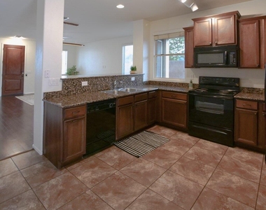 2188 S Heron Lane - Photo Thumbnail 5