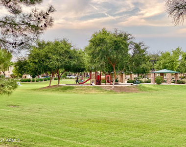 2188 S Heron Lane - Photo Thumbnail 28