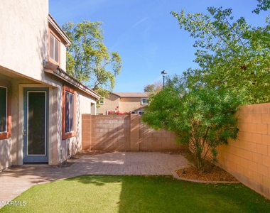 2188 S Heron Lane - Photo Thumbnail 23