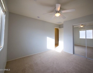 2188 S Heron Lane - Photo Thumbnail 20