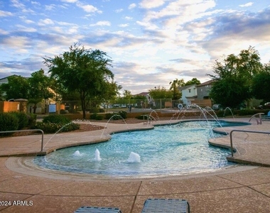 2188 S Heron Lane - Photo Thumbnail 25