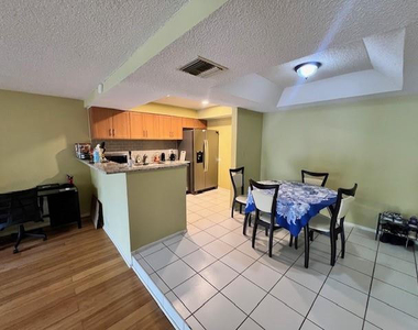 3740 Inverrary Drive - Photo Thumbnail 5