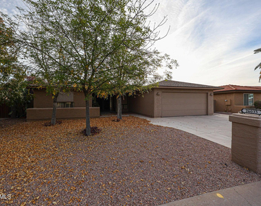 26033 S Hollygreen Drive - Photo Thumbnail 3