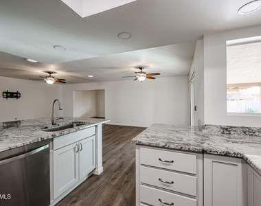 26033 S Hollygreen Drive - Photo Thumbnail 17