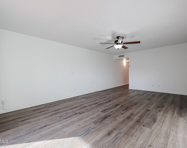 26033 S Hollygreen Drive - Photo Thumbnail 32