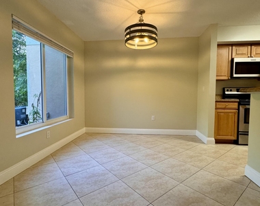 815 W Boynton Beach Boulevard - Photo Thumbnail 28
