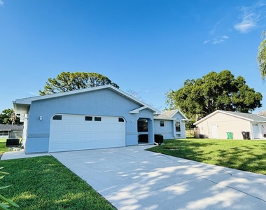 337 Nw Tyler Avenue - Photo Thumbnail 2