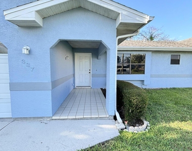 337 Nw Tyler Avenue - Photo Thumbnail 3