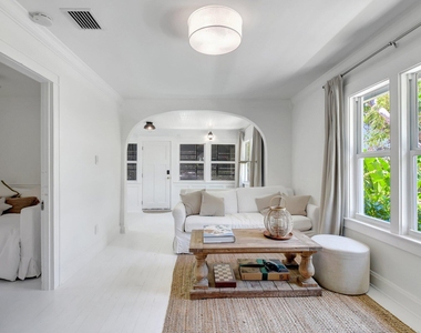 220 S L Street - Photo Thumbnail 8