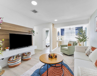 2629 Sw 6th Court - Photo Thumbnail 1