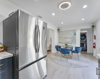 2629 Sw 6th Court - Photo Thumbnail 14
