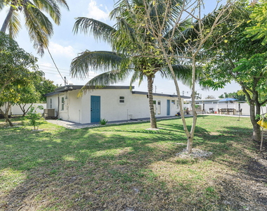 2629 Sw 6th Court - Photo Thumbnail 30