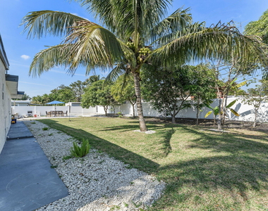 2629 Sw 6th Court - Photo Thumbnail 29
