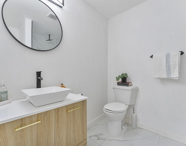 2629 Sw 6th Court - Photo Thumbnail 18