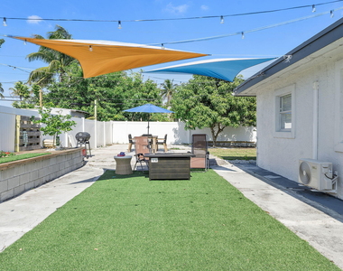 2629 Sw 6th Court - Photo Thumbnail 26