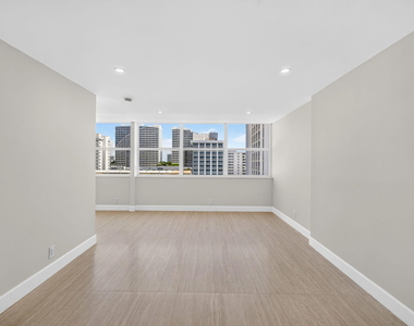 209 N Fort Lauderdale Beach Boulevard N - Photo Thumbnail 36