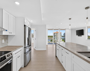 209 N Fort Lauderdale Beach Boulevard N - Photo Thumbnail 3
