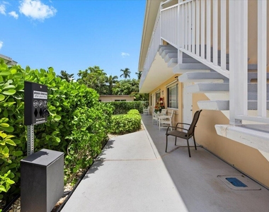 1905 Lake Worth Road - Photo Thumbnail 4