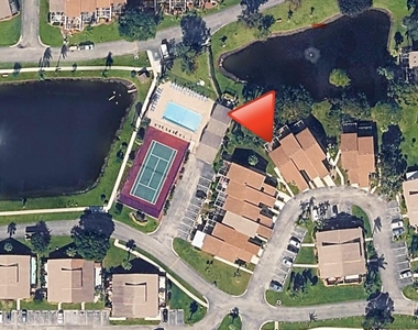371 Maplecrest Circle - Photo Thumbnail 14