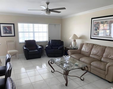 5200 Ne 24th Terrace - Photo Thumbnail 4