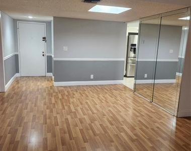 16251 Golf Club Road - Photo Thumbnail 5