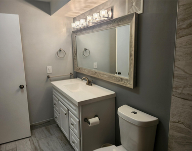 16251 Golf Club Road - Photo Thumbnail 19