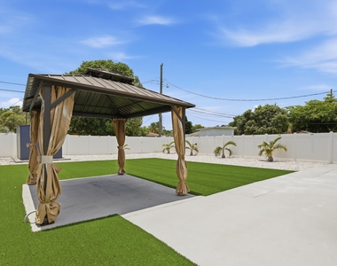 128 Nw 10th Avenue - Photo Thumbnail 37