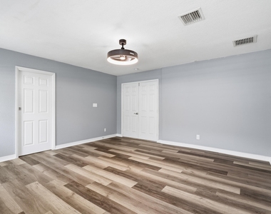 128 Nw 10th Avenue - Photo Thumbnail 18