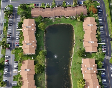 627 Sea Pine Way - Photo Thumbnail 25
