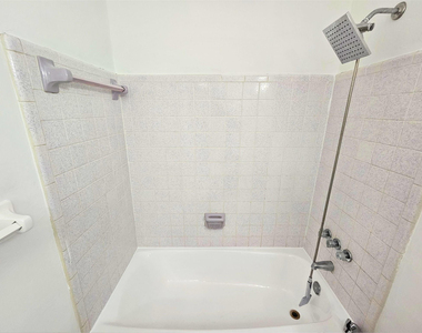 1300 Ne 3rd Street - Photo Thumbnail 12