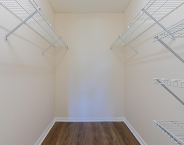 9449 Boca Cove Circle - Photo Thumbnail 15