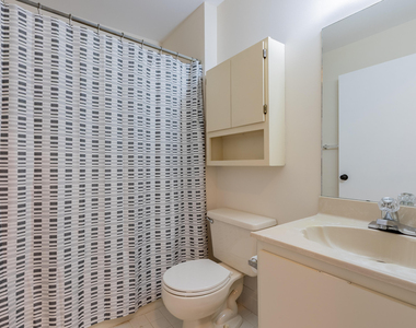 9449 Boca Cove Circle - Photo Thumbnail 11