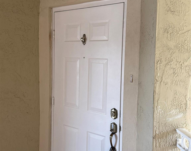 8930 W Flagler Street - Photo Thumbnail 15