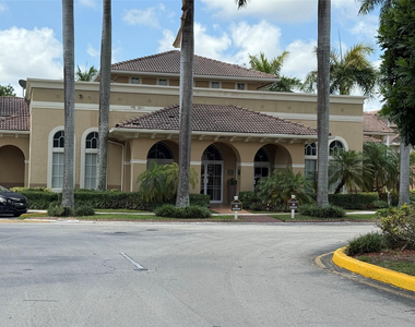 8930 W Flagler Street - Photo Thumbnail 16
